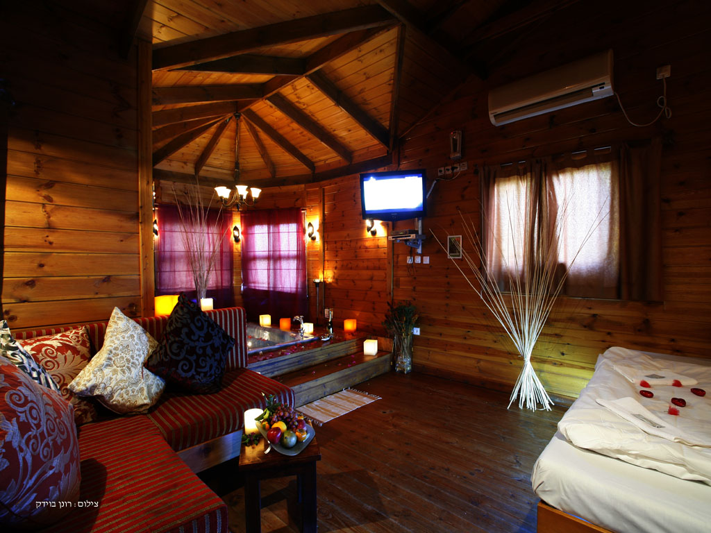 השכרת חדרים לפי שעות בשרון - מקום בטבע, בצרה